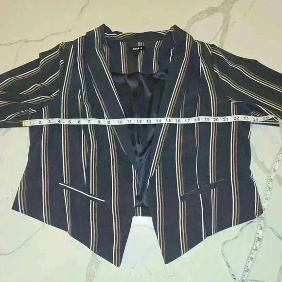 Torrid Crepe Cut Away Blazer Blue Tan Womens Size 2x - Picture 4 of 11